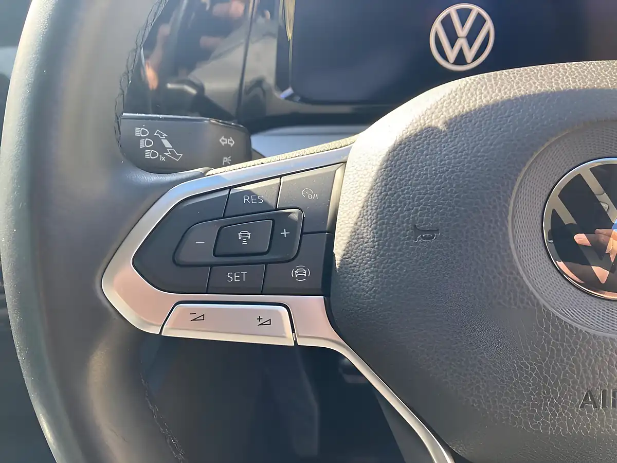 Used 2020 Volkswagen Golf Life Silver - Interior and Exterior details 18