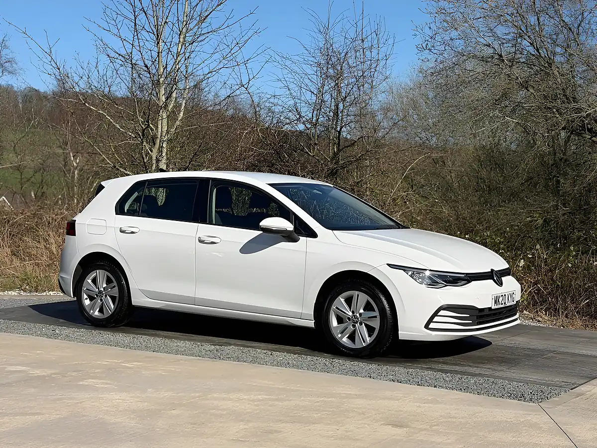 Used 2020 Volkswagen Golf Life White - Interior and Exterior details 11