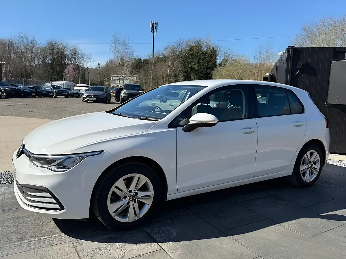 Used 2020 Volkswagen Golf Life White - Interior and Exterior details 12