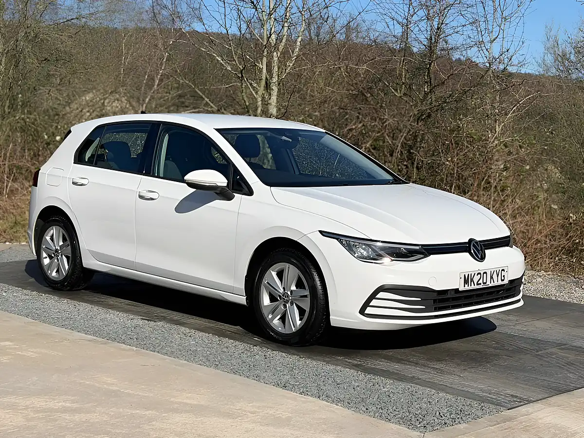 Used 2020 Volkswagen Golf Life White - Interior and Exterior details 9