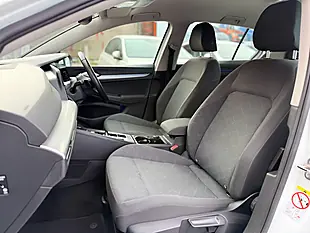 Used 2020 Volkswagen Golf Life White - Interior and Exterior details 15