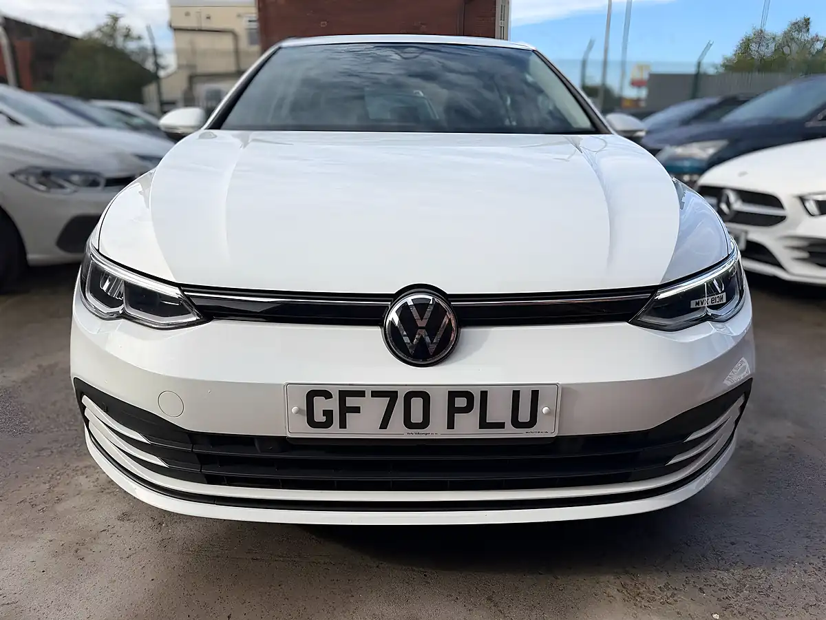 Used 2020 Volkswagen Golf Life White - Interior and Exterior details 7