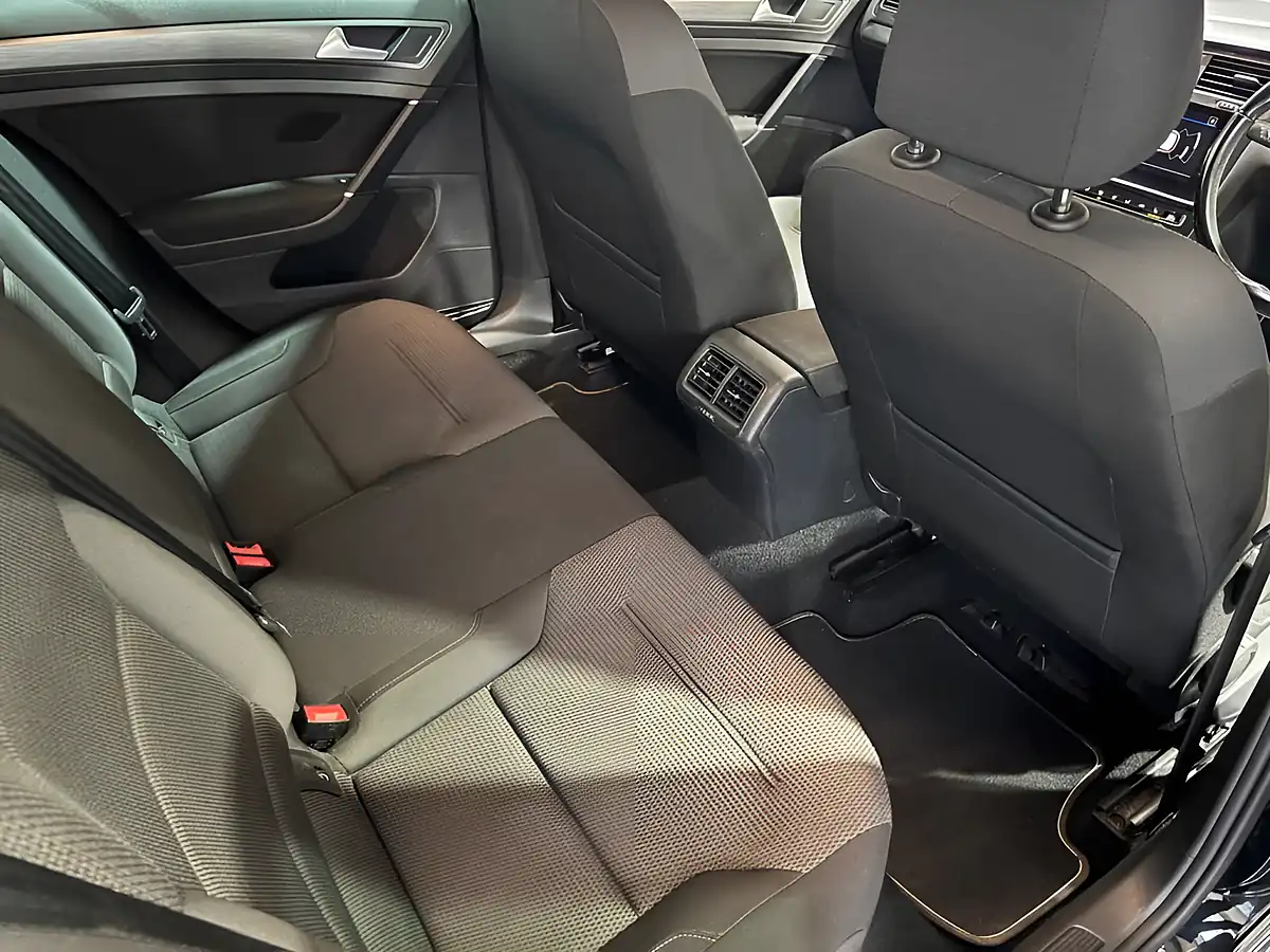 Used 2020 Volkswagen Golf Match Black - Interior and Exterior details 9
