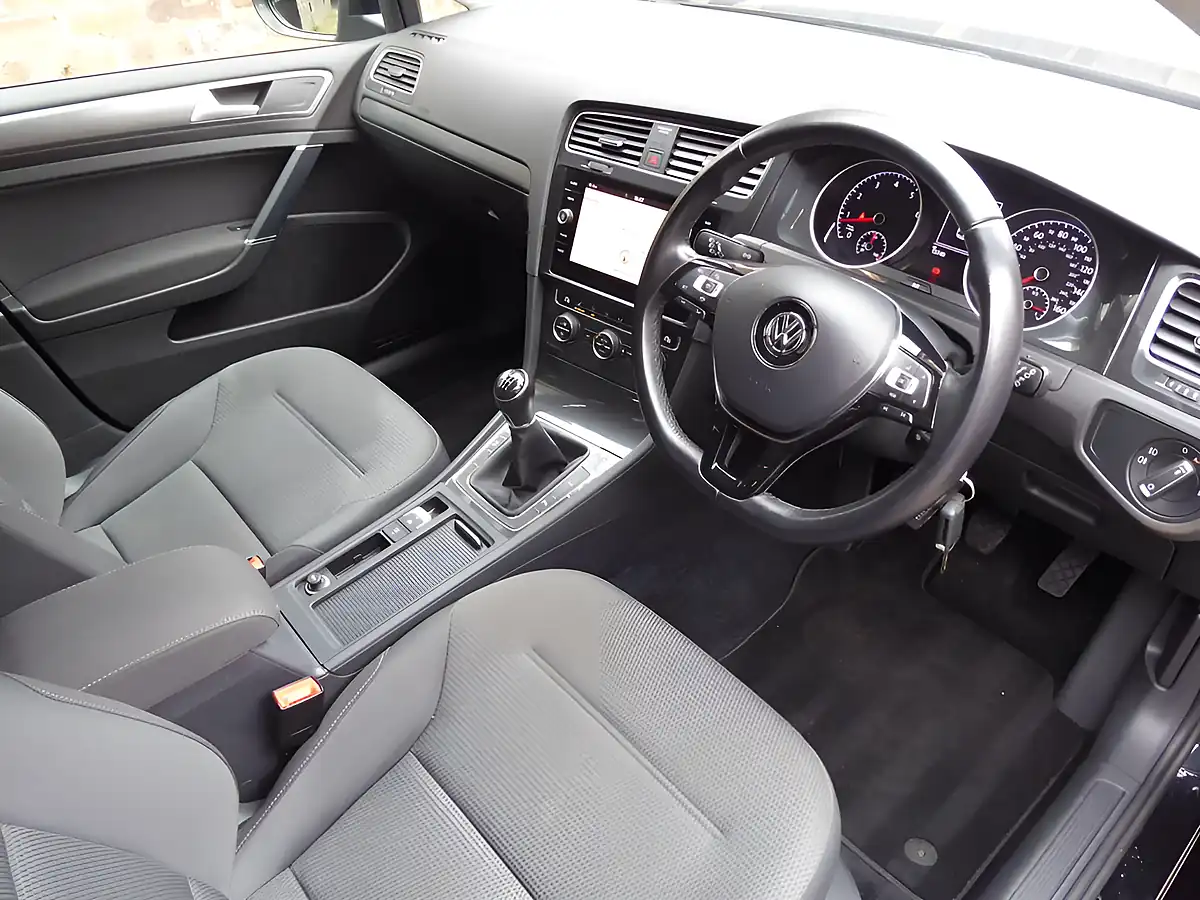 Used 2020 Volkswagen Golf Match Black - Interior and Exterior details 11