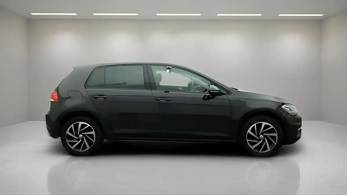 Used 2020 Volkswagen Golf Match Edition Black - Interior and Exterior details 3
