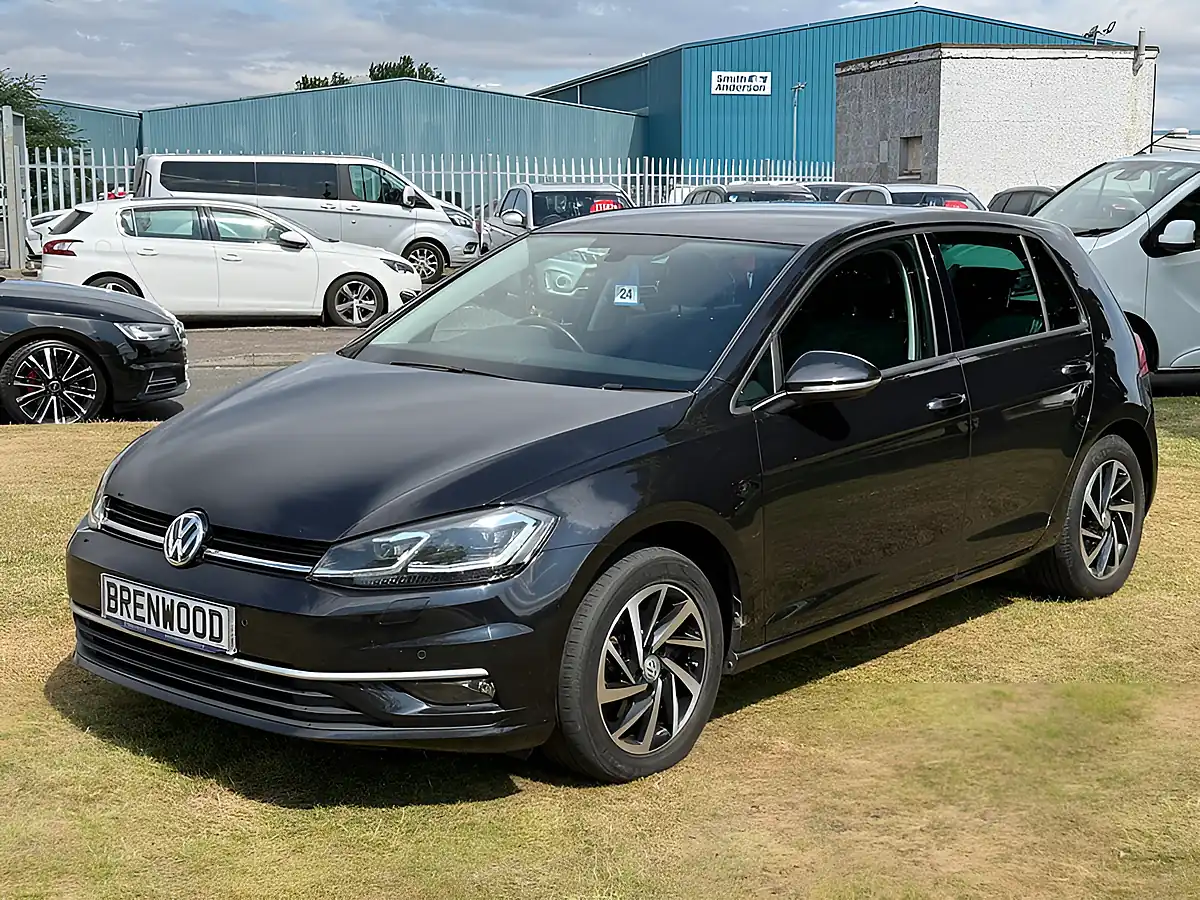 Used 2020 Volkswagen Golf Match Edition Black - Interior and Exterior details 3