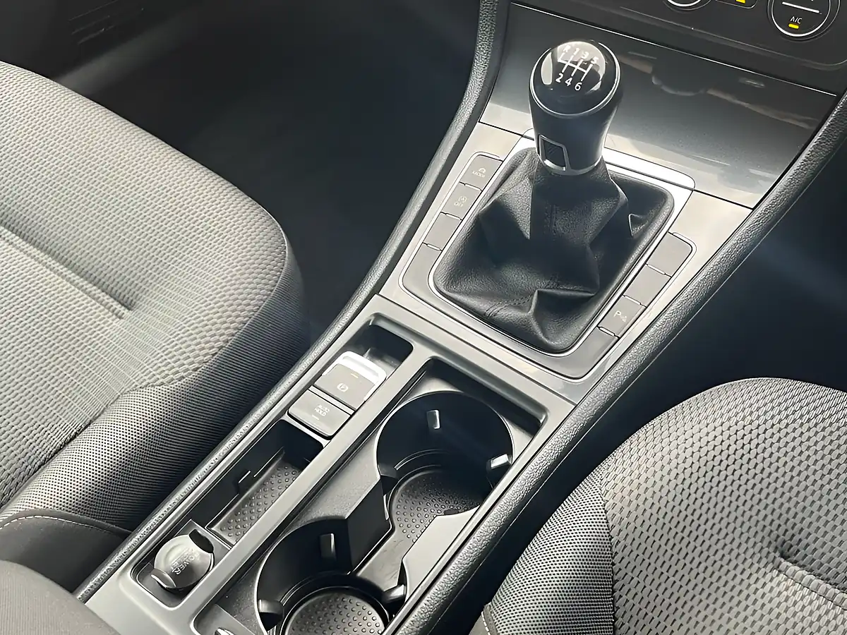 Used 2020 Volkswagen Golf Match Edition Black - Interior and Exterior details 14