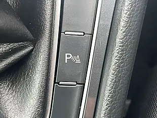 Used 2020 Volkswagen Golf Match Edition Black - Interior and Exterior details 15
