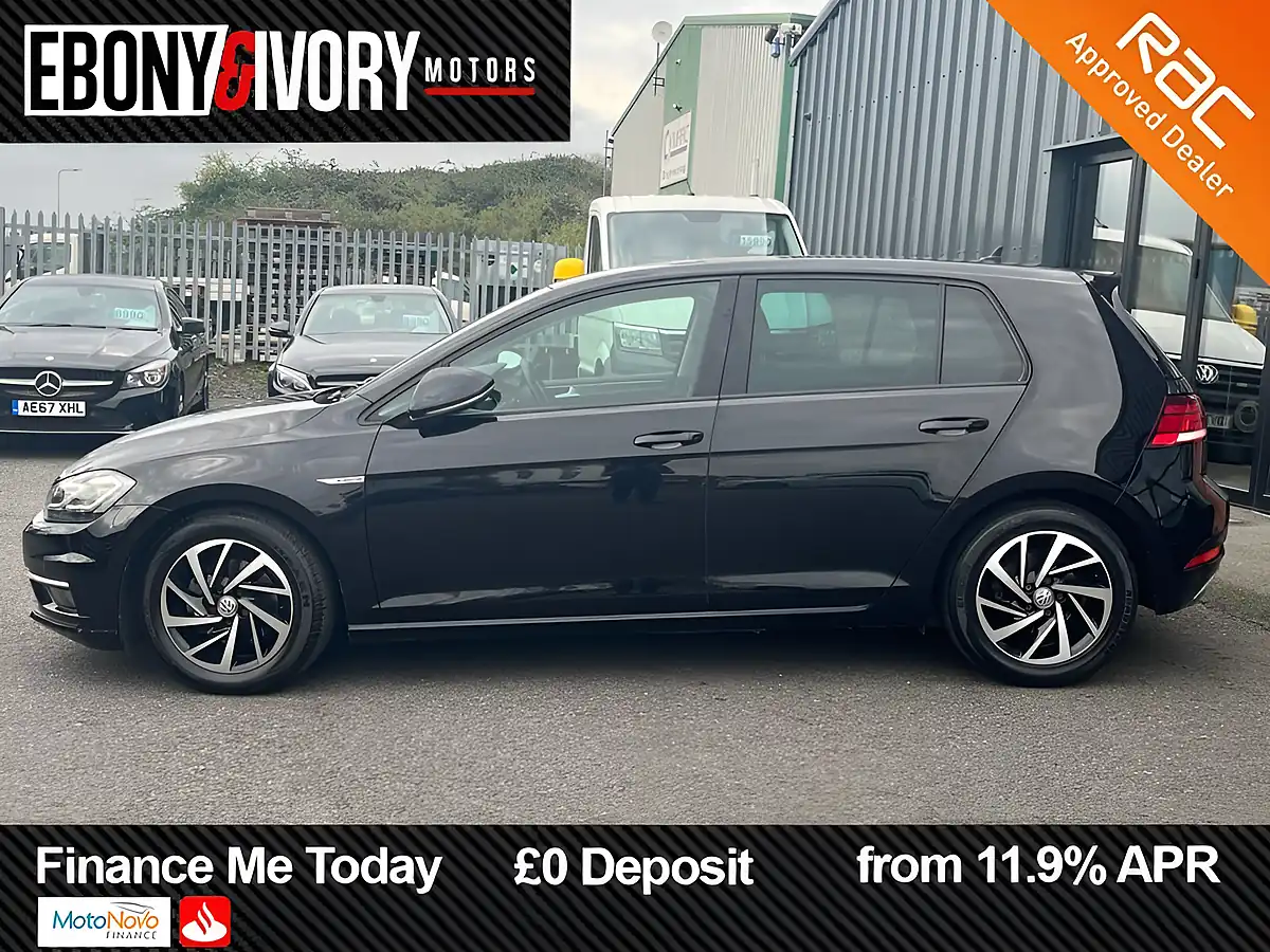 Used 2020 Volkswagen Golf Match Edition Black - Interior and Exterior details 3