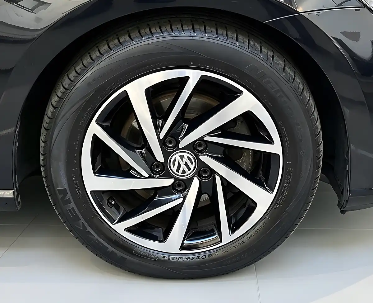 Used 2020 Volkswagen Golf Match Edition Black - Interior and Exterior details 6