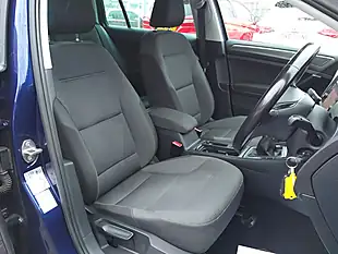 Used 2020 Volkswagen Golf Match Edition Blue - Interior and Exterior details 15