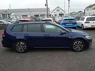 Used 2020 Volkswagen Golf Match Edition Blue - Interior and Exterior details 9
