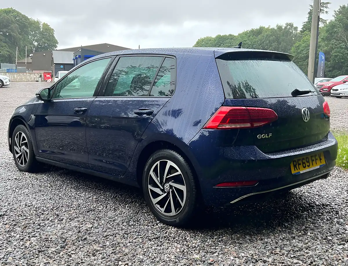 Used 2020 Volkswagen Golf Match Edition Blue - Interior and Exterior details 5