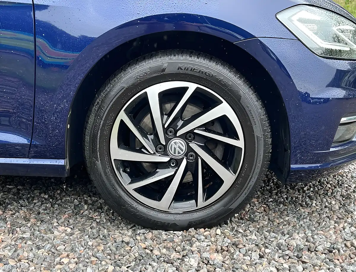 Used 2020 Volkswagen Golf Match Edition Blue - Interior and Exterior details 9