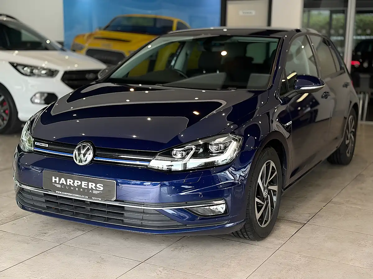 Used 2020 Volkswagen Golf Match Edition Blue - Interior and Exterior details 3