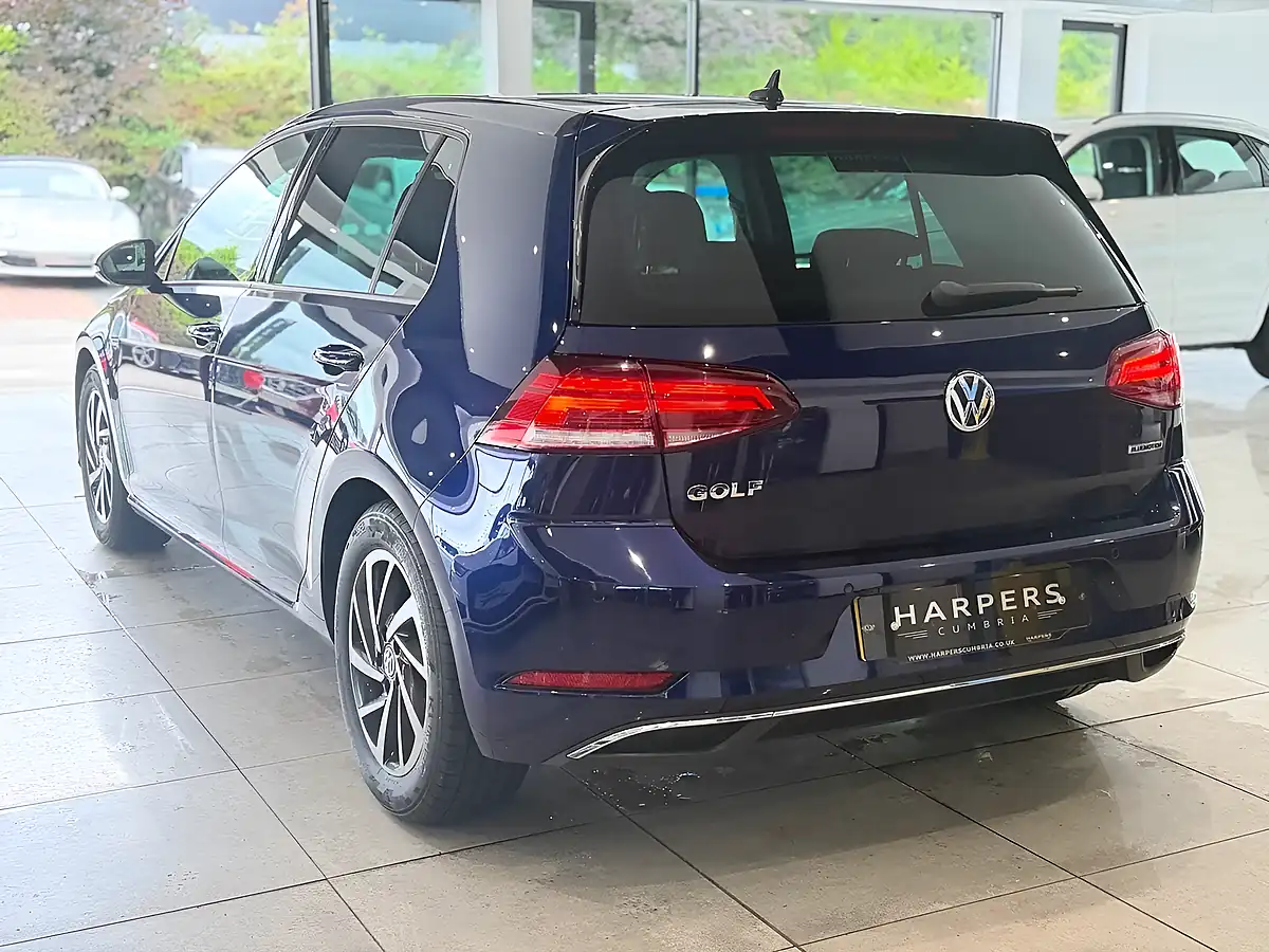 Used 2020 Volkswagen Golf Match Edition Blue - Interior and Exterior details 6