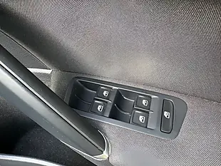 Used 2020 Volkswagen Golf Match Edition Blue - Interior and Exterior details 19