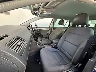 Used 2020 Volkswagen Golf Match Edition Blue - Interior and Exterior details 11