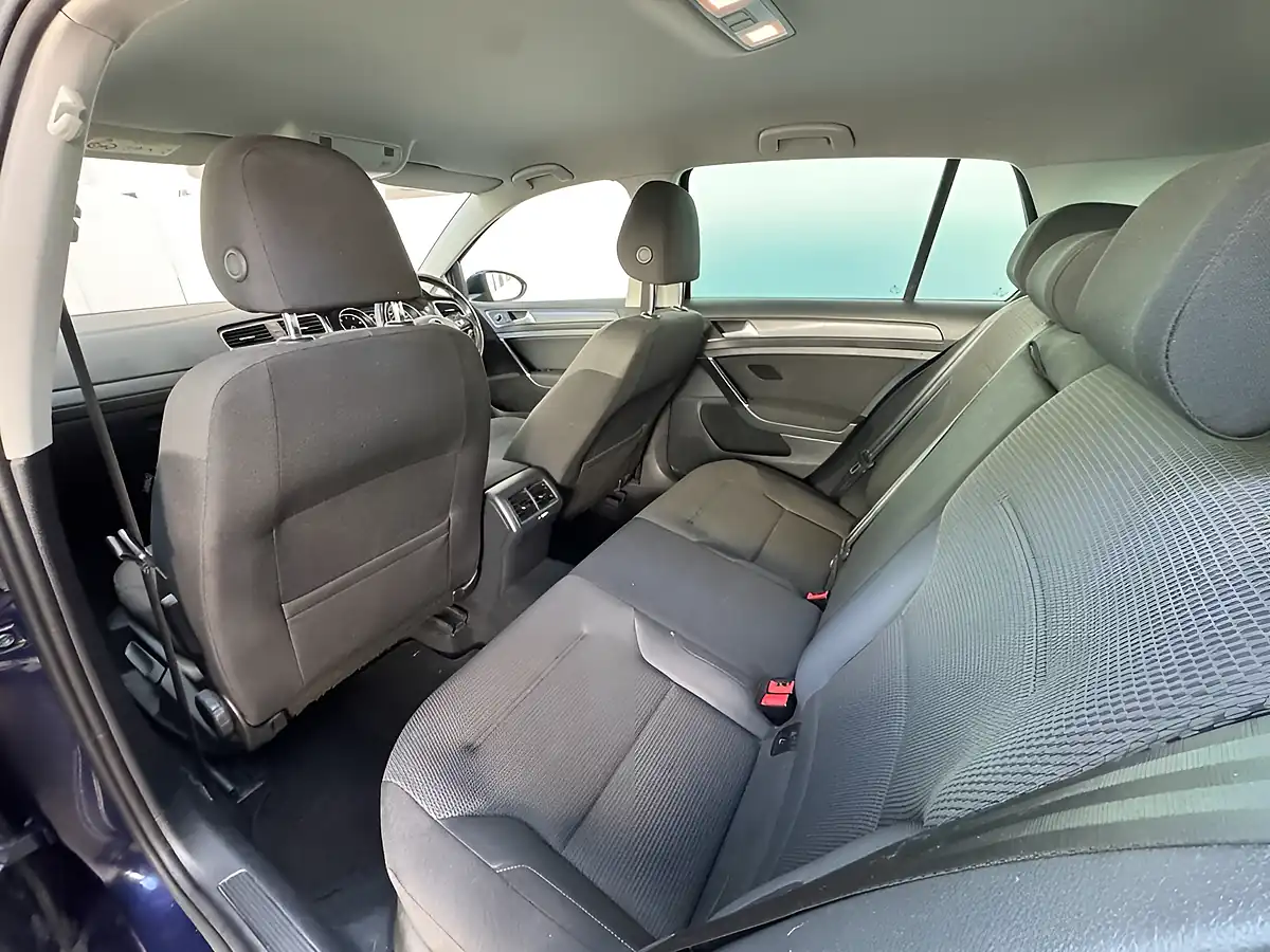 Used 2020 Volkswagen Golf Match Edition Blue - Interior and Exterior details 12