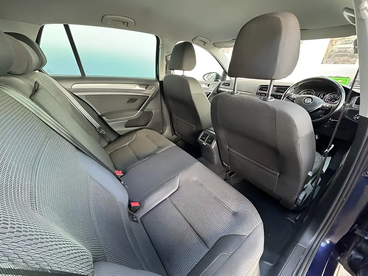 Used 2020 Volkswagen Golf Match Edition Blue - Interior and Exterior details 8