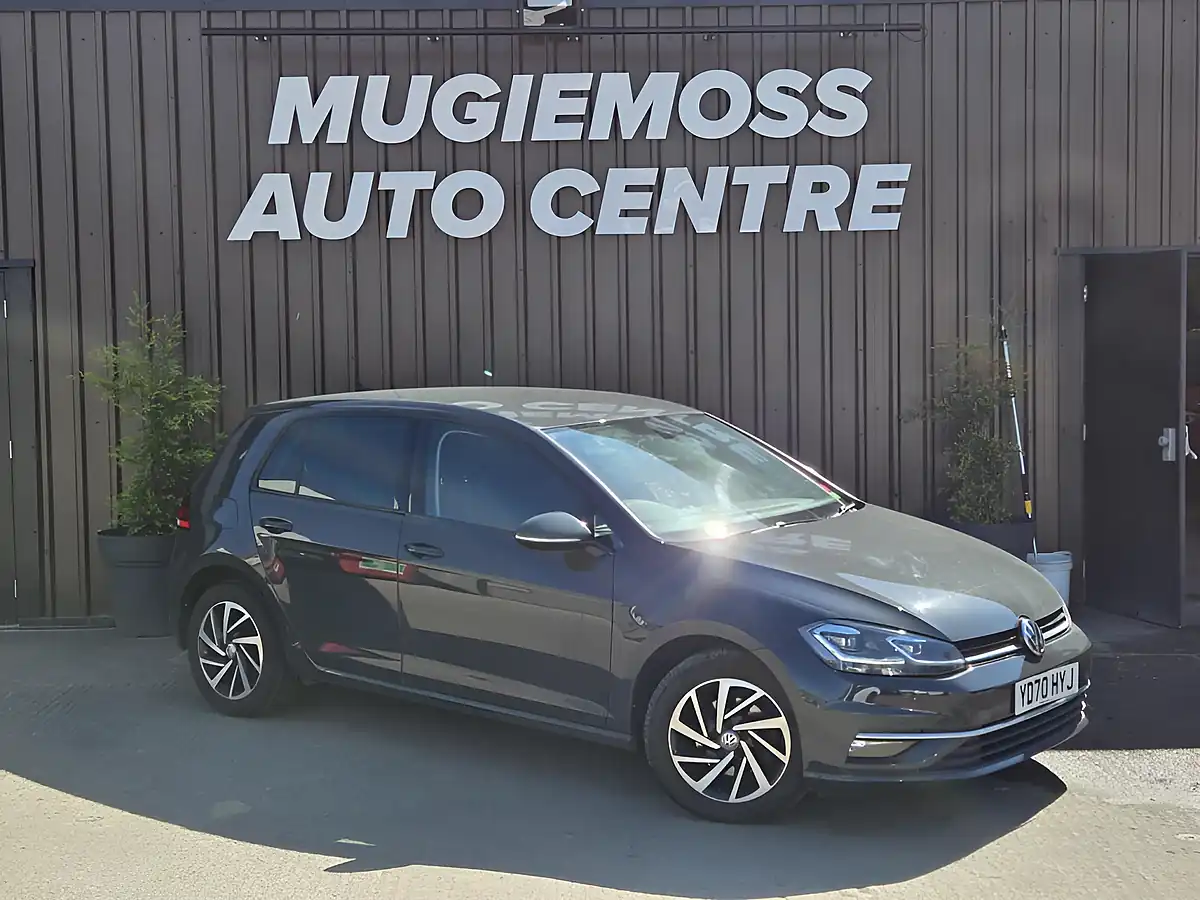 Used 2020 Volkswagen Golf Match Edition Grey - Front View