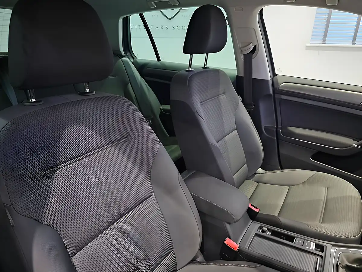 Used 2020 Volkswagen Golf Match Edition Indium Grey - Interior and Exterior details 17