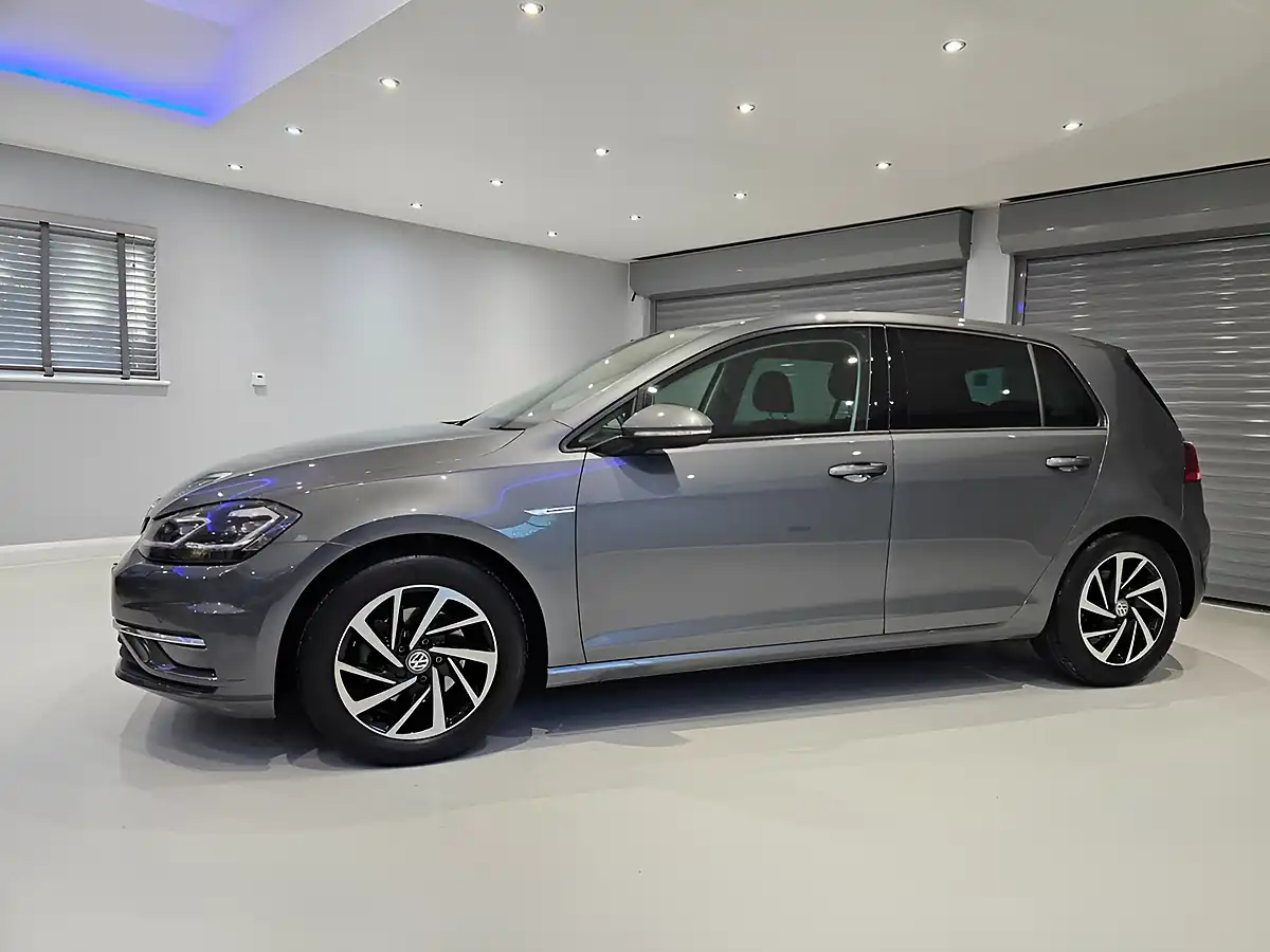 Used 2020 Volkswagen Golf Match Edition Indium Grey - Interior and Exterior details 9