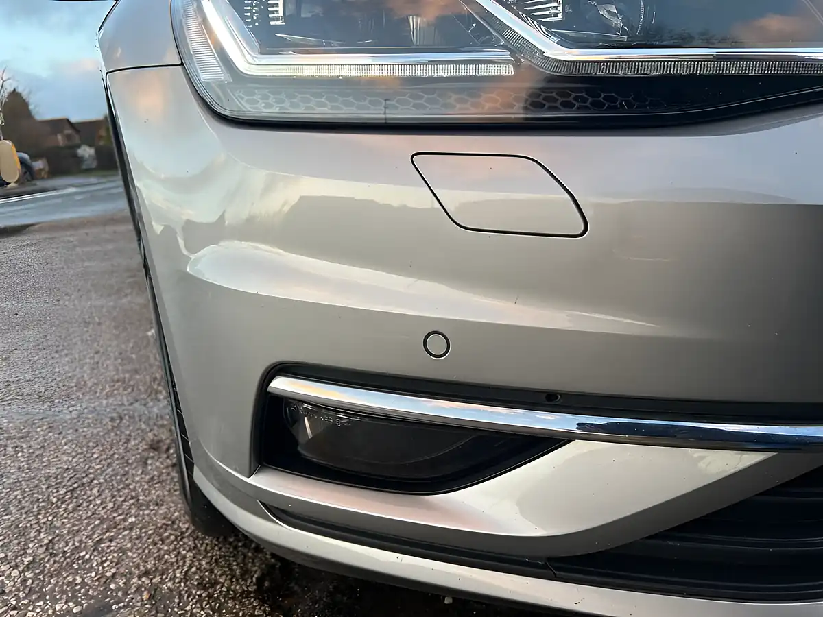 Used 2020 Volkswagen Golf Match Edition Silver - Interior and Exterior details 12