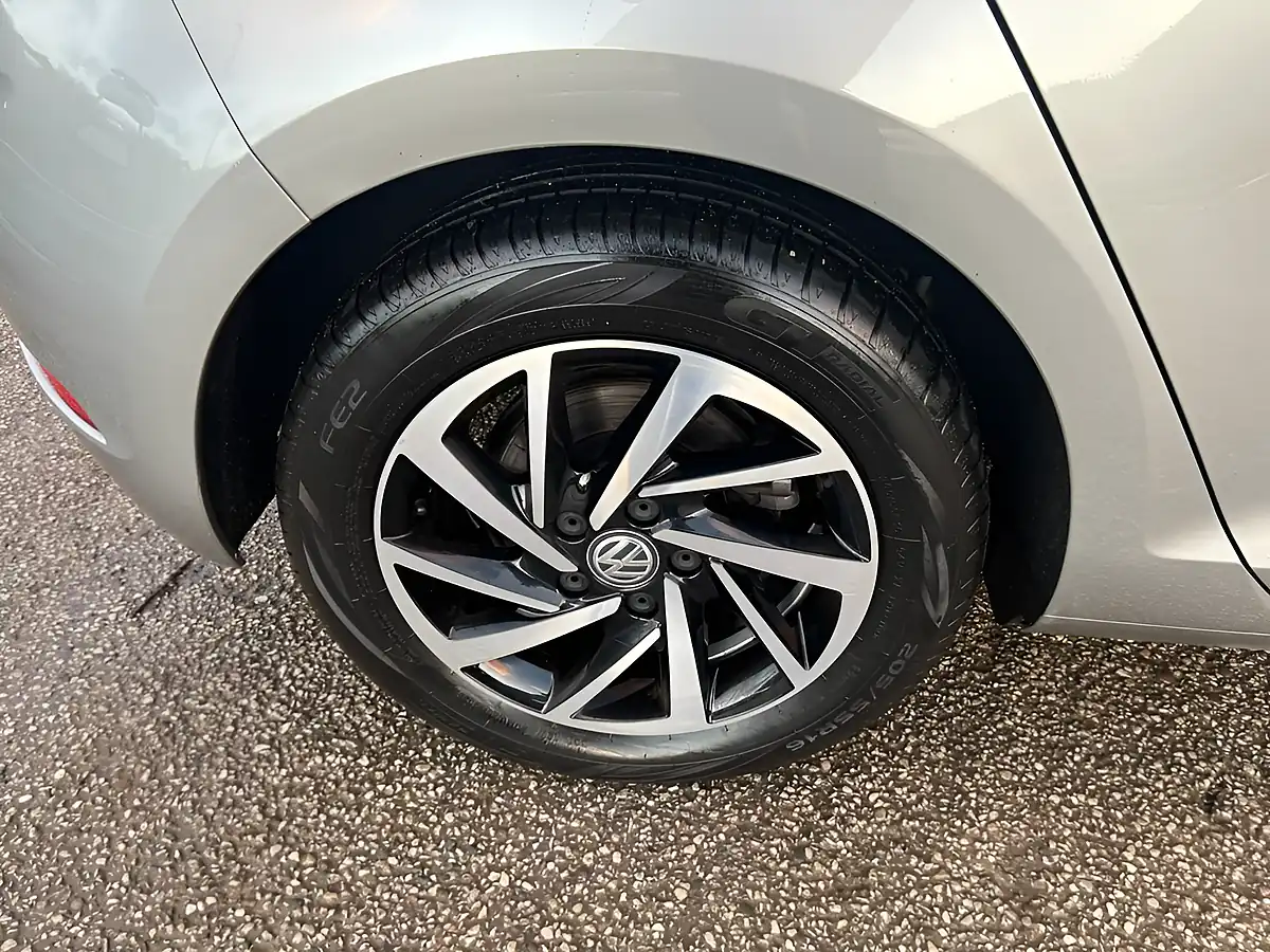 Used 2020 Volkswagen Golf Match Edition Silver - Interior and Exterior details 14