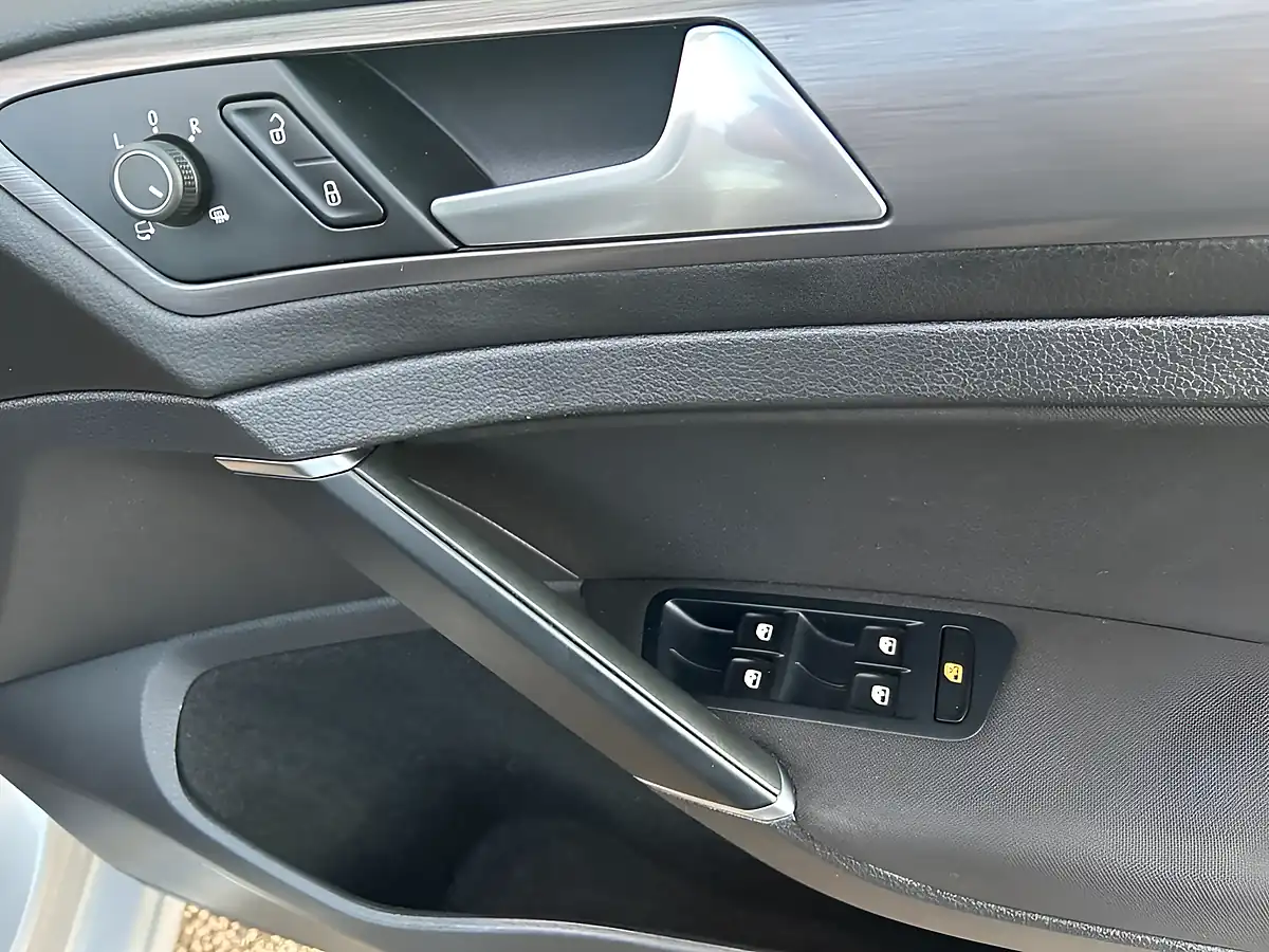 Used 2020 Volkswagen Golf Match Edition Silver - Interior and Exterior details 19