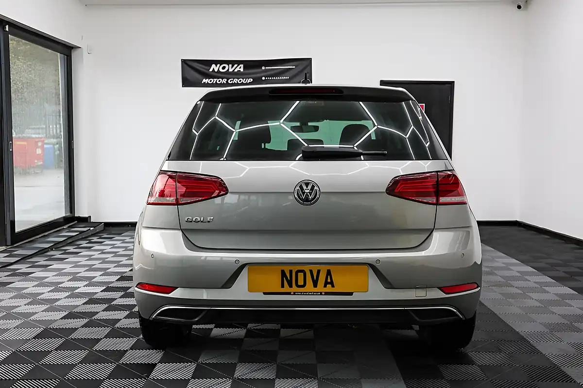 Used 2020 Volkswagen Golf Match Edition Silver - Interior and Exterior details 11