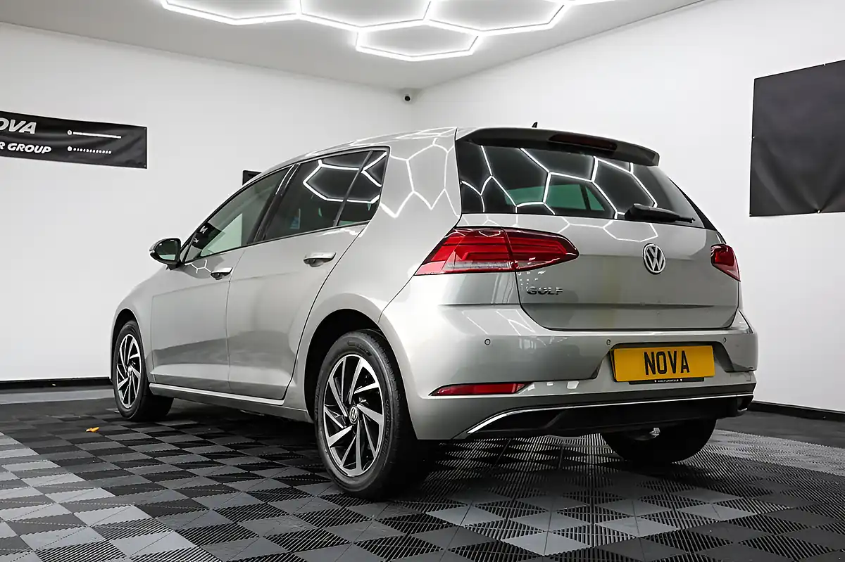 Used 2020 Volkswagen Golf Match Edition Silver - Interior and Exterior details 12
