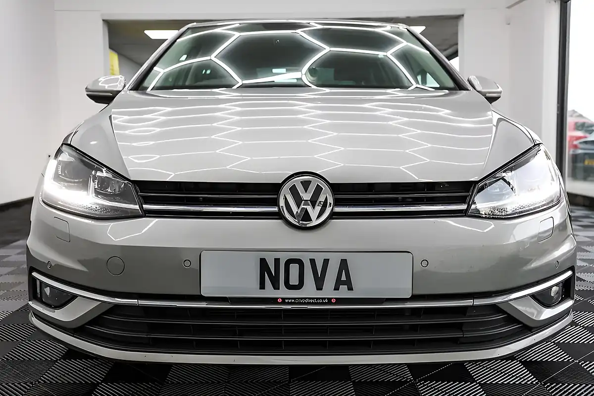 Used 2020 Volkswagen Golf Match Edition Silver - Interior and Exterior details 8