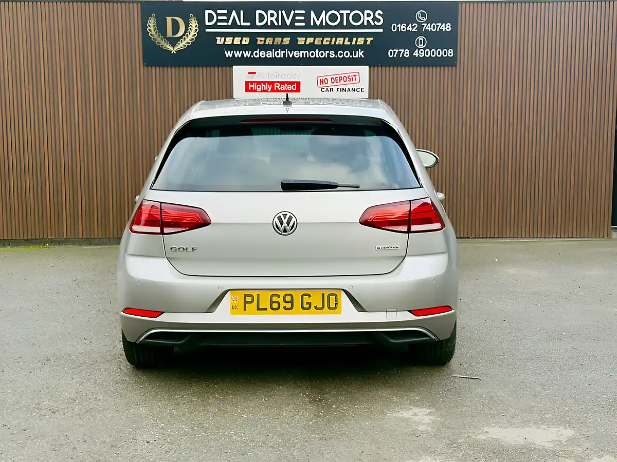 Used 2020 Volkswagen Golf Match Edition Silver - Interior and Exterior details 8