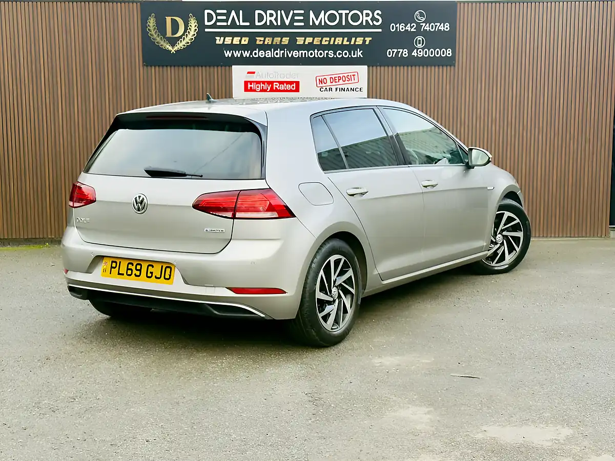 Used 2020 Volkswagen Golf Match Edition Silver - Interior and Exterior details 9