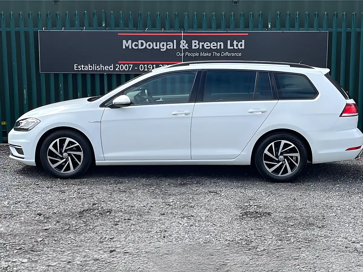 Used 2020 Volkswagen Golf Match Edition White - Interior and Exterior details 3