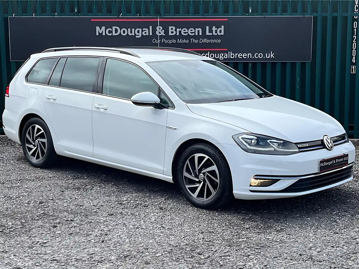 Used 2020 Volkswagen Golf Match Edition White - Interior and Exterior details 8