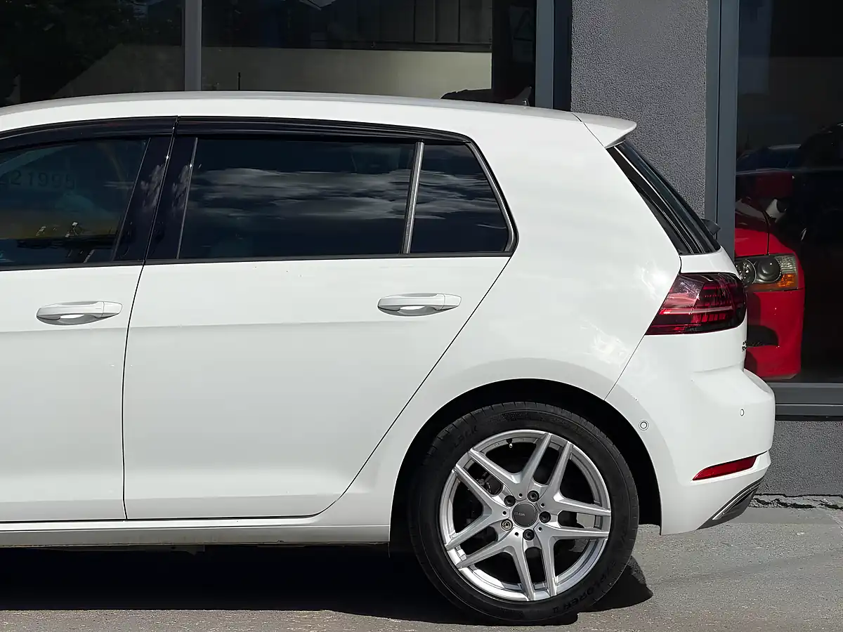 Used 2020 Volkswagen Golf Match Edition White - Interior and Exterior details 13