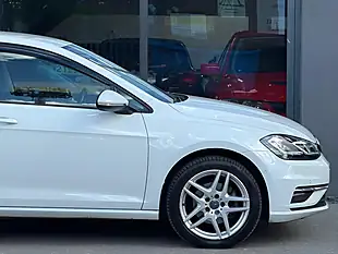 Used 2020 Volkswagen Golf Match Edition White - Interior and Exterior details 9