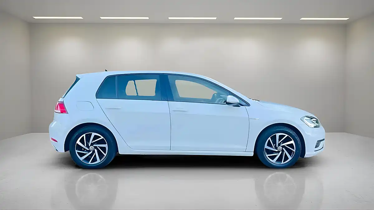 Used 2020 Volkswagen Golf Match Edition White - Interior and Exterior details 4
