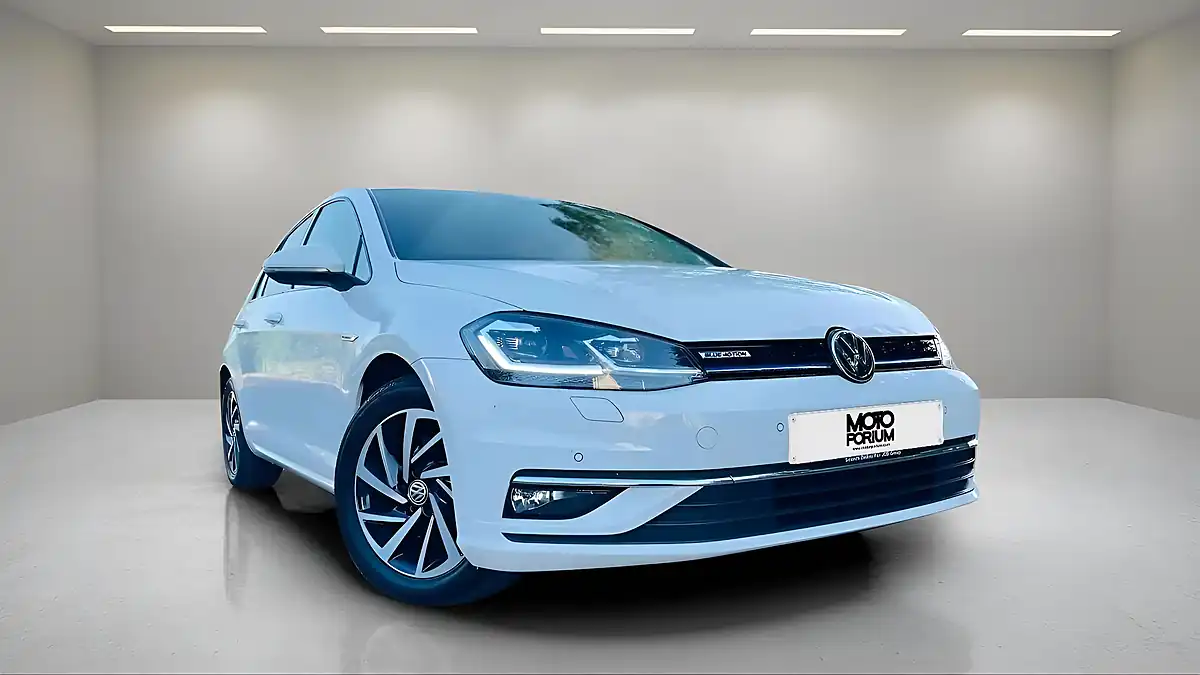 Used 2020 Volkswagen Golf Match Edition White - Interior and Exterior details 5