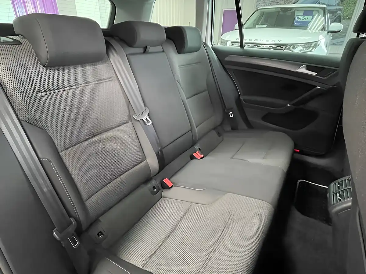 Used 2020 Volkswagen Golf Match Edition White - Interior and Exterior details 14