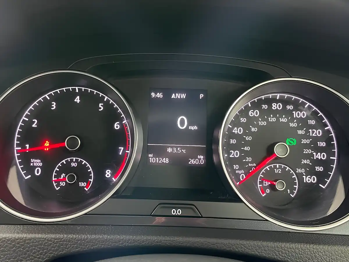 Used 2020 Volkswagen Golf Match Edition White - Interior and Exterior details 17