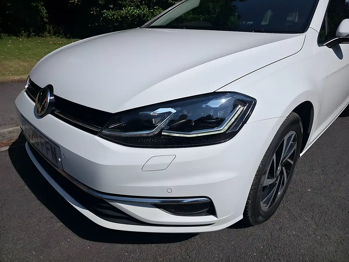 Used 2020 Volkswagen Golf Match Edition White - Interior and Exterior details 10