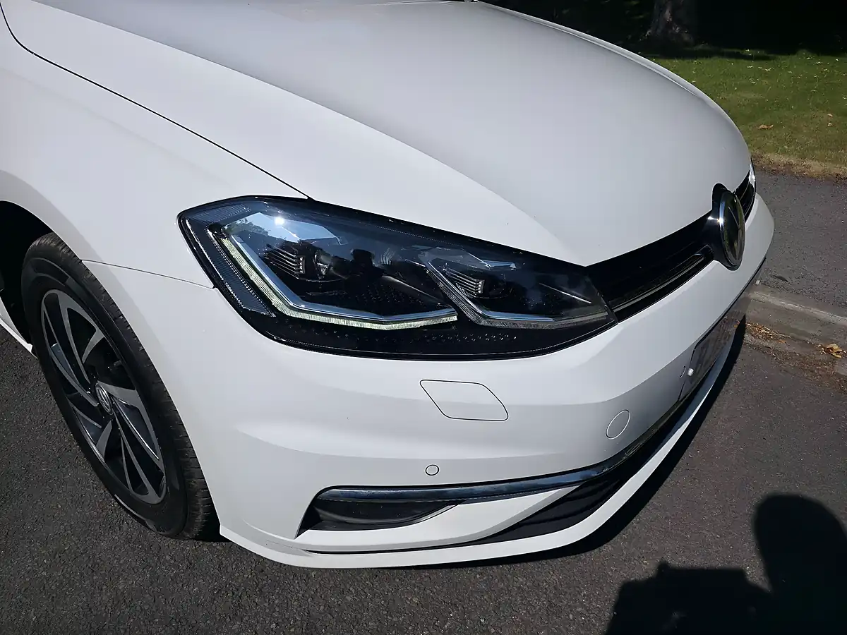 Used 2020 Volkswagen Golf Match Edition White - Interior and Exterior details 15