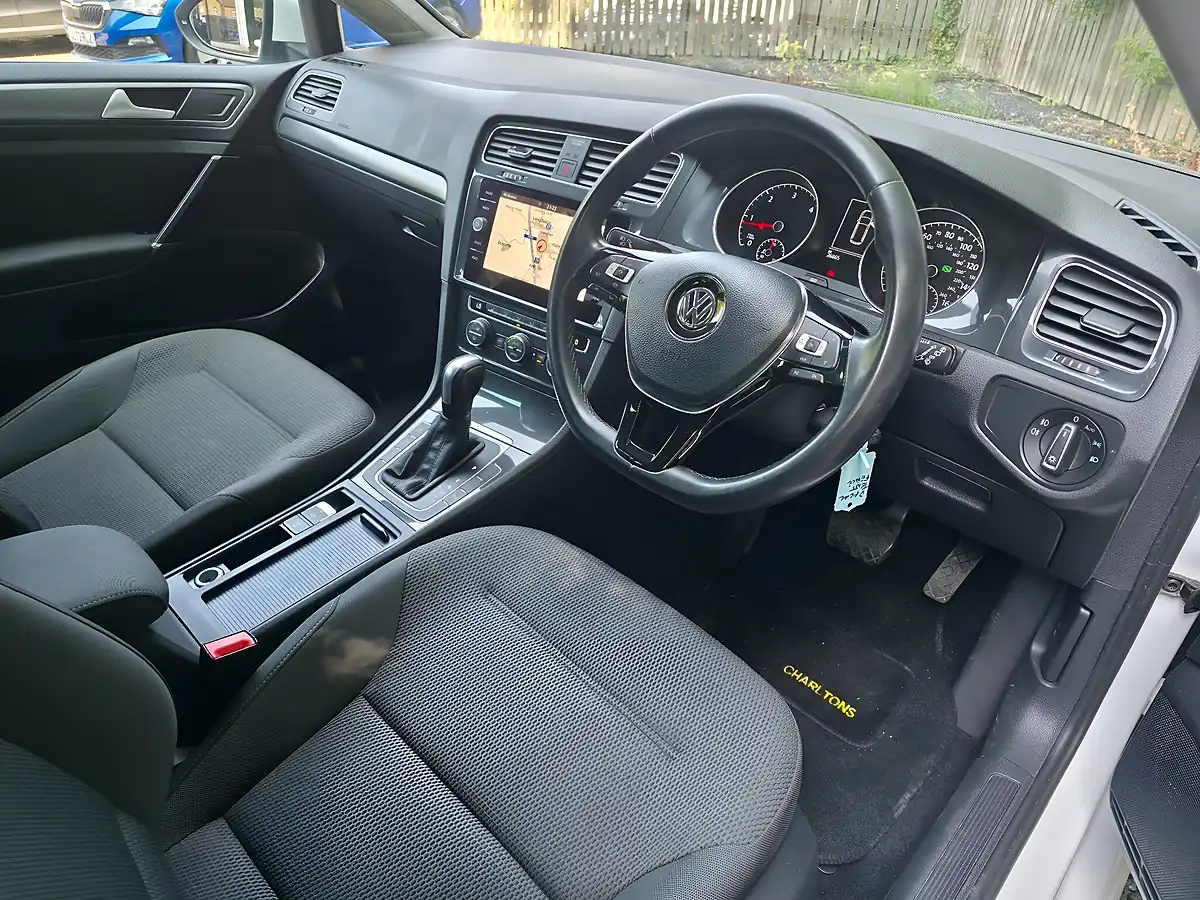 Used 2020 Volkswagen Golf Match Edition White - Interior and Exterior details 16