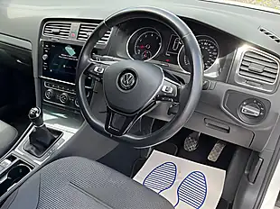 Used 2020 Volkswagen Golf Match Edition White - Interior and Exterior details 10