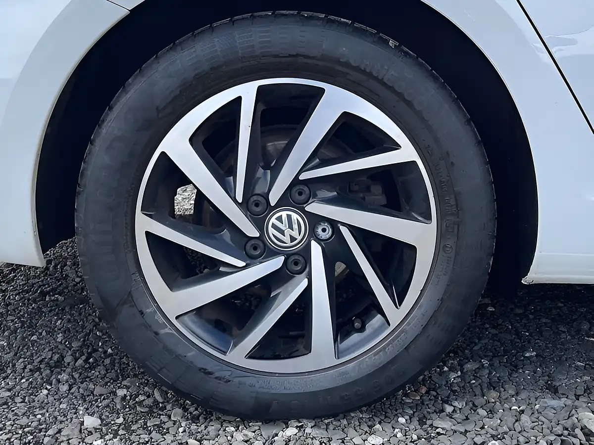 Used 2020 Volkswagen Golf Match Edition White - Interior and Exterior details 16