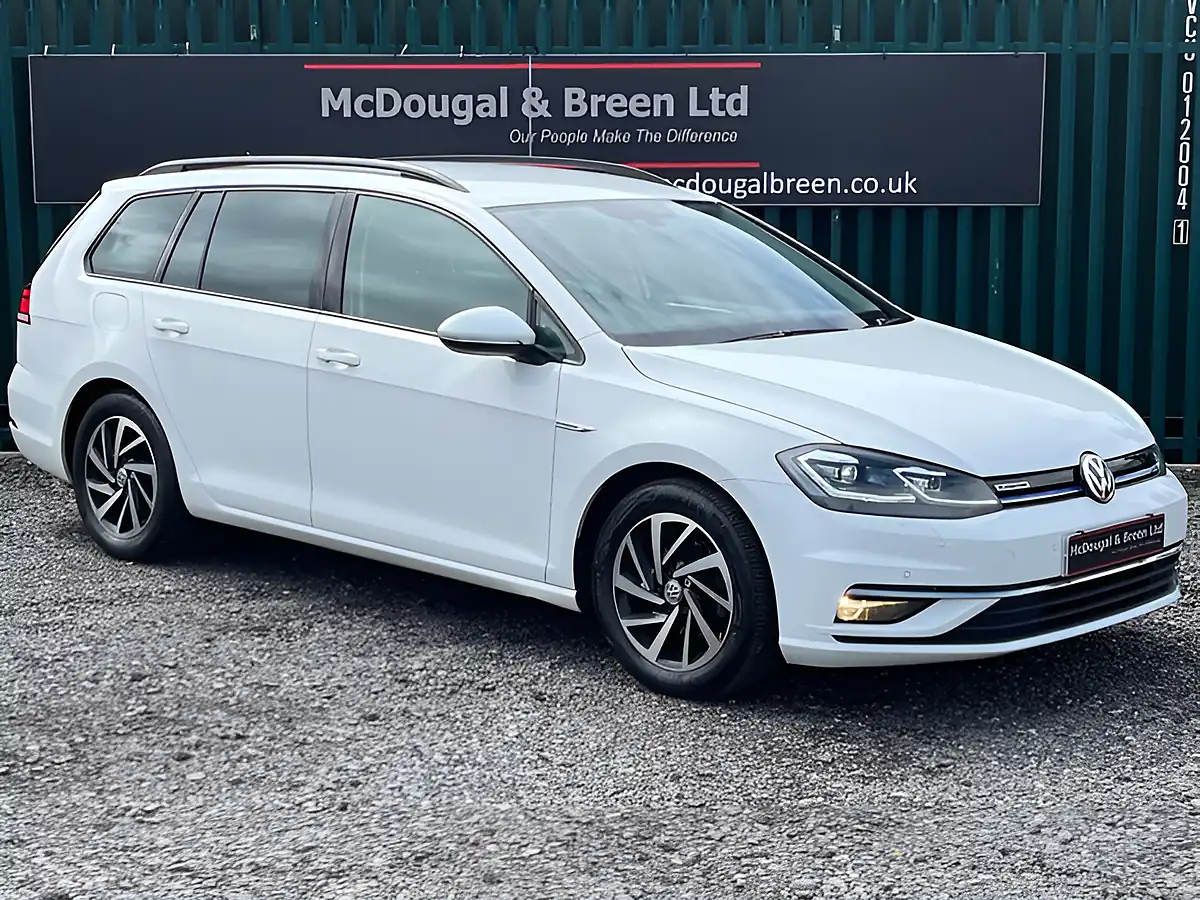 Used 2020 Volkswagen Golf Match Edition White - Interior and Exterior details 8