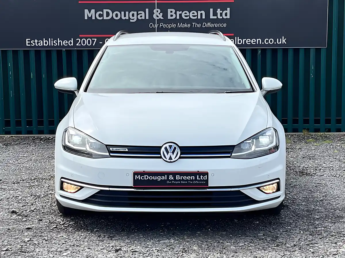Used 2020 Volkswagen Golf Match Edition White - Interior and Exterior details 9